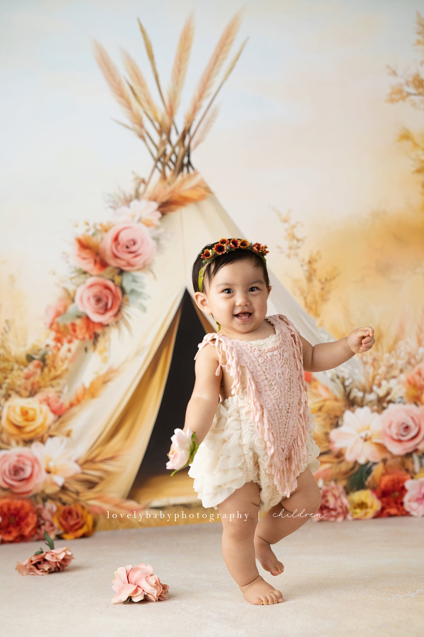 Anika Floral Tent