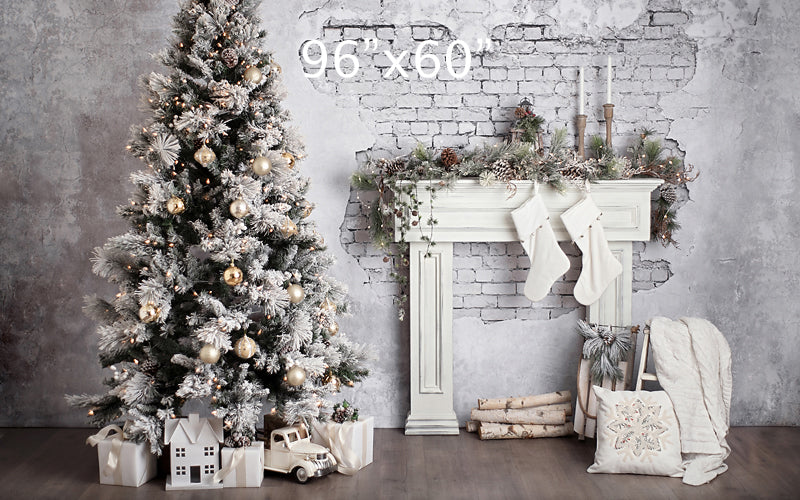White Christmas Mantel