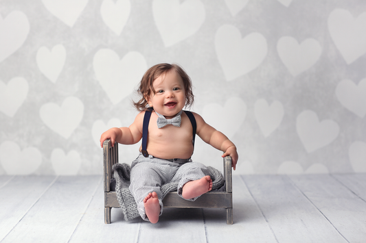 Vale Soft Gray Hearts