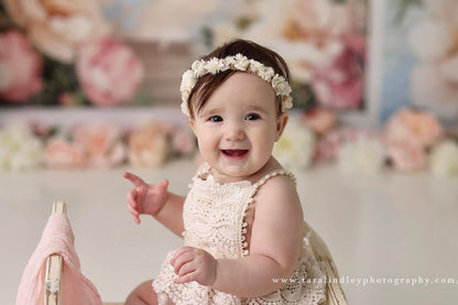 Samantha Spring Arch