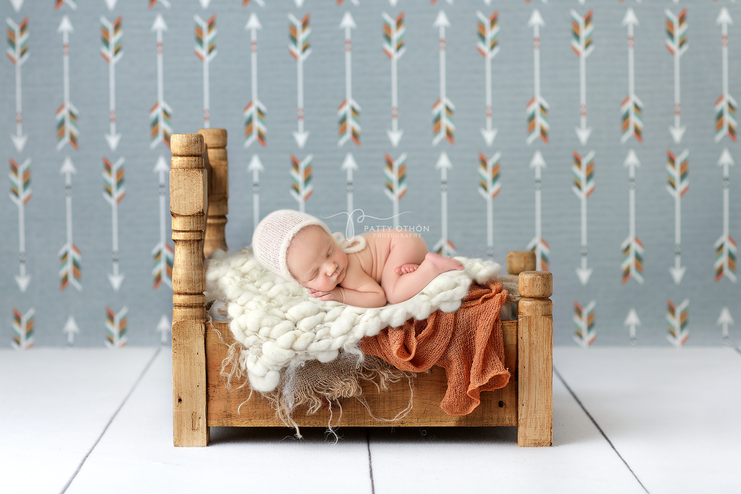 Rustic Wooden Bed - For Newborns and Sitters