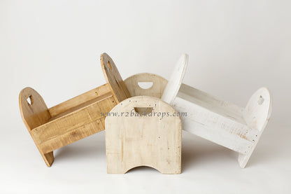 Vintage Wooden Crib - For Newborns and Sitters